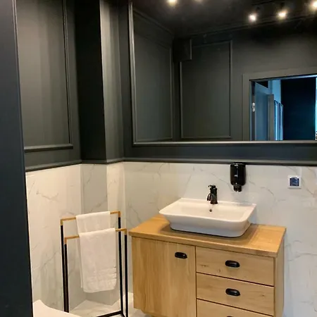 Apartament 14 Lejlighed *